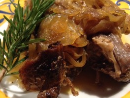 Slow Cooked Beef Chuck with Caramelized Onions